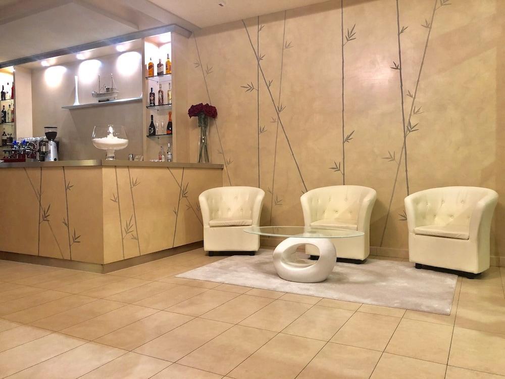 Hotel Cosmopol Cesenatico Εξωτερικό φωτογραφία