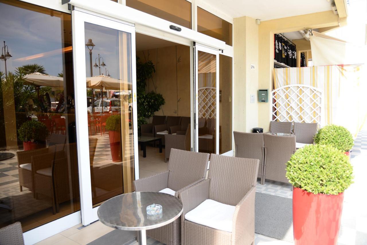 Hotel Cosmopol Cesenatico Εξωτερικό φωτογραφία
